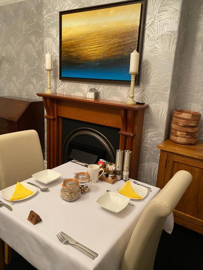 Birtley House Bed And Breakfast ロビン・フッズ・ベイ エクステリア 写真